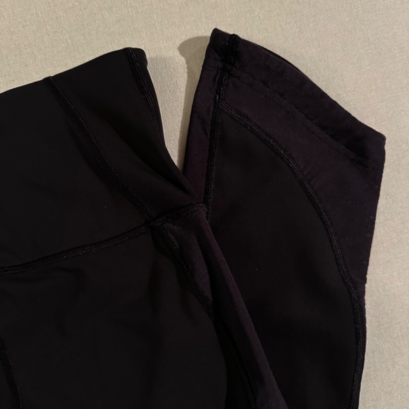 Lululemon Ready Set Go Crop (21") in Black - Picture 9 of 11